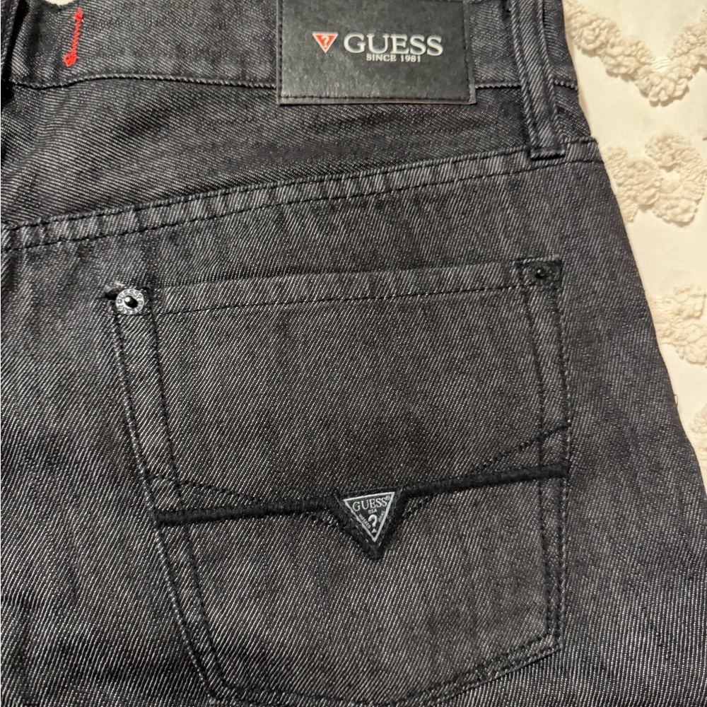 GUESS Men's Charcoal Slim Straight Jeans